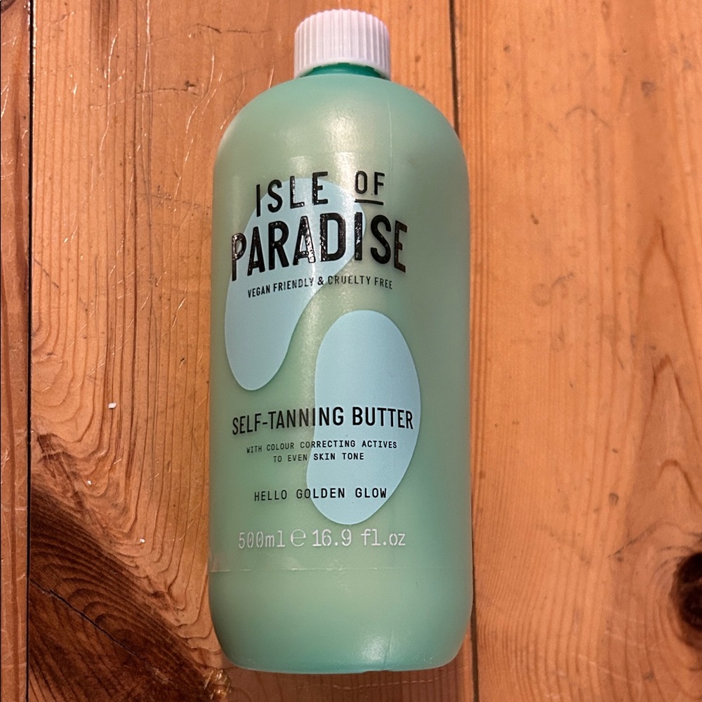 Isle of Paradise Self-Tanning Butter - Mint Green Bottle